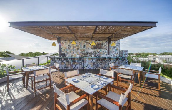 Lat20-by-Live-Aqua-3