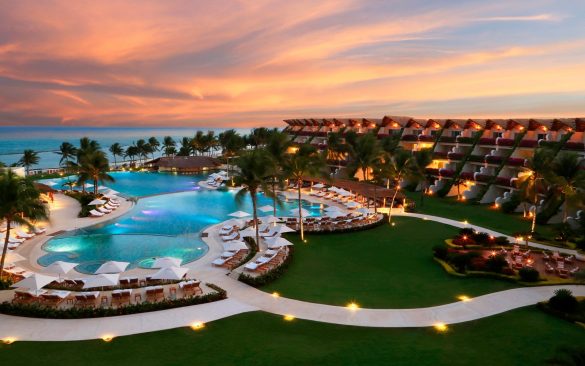 grand velas