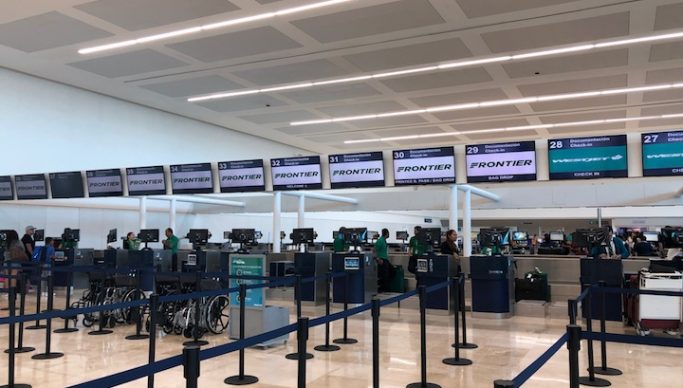 Aeropuerto de Cancún cierra Terminal 2 por emergencia | Revista ...