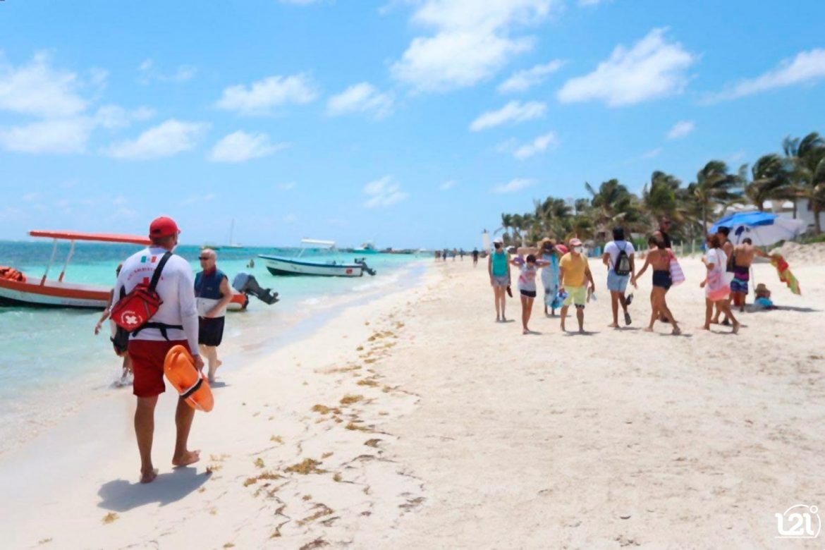 playa puerto morelos