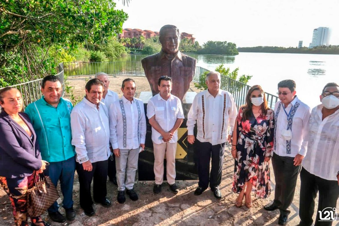 Honores-a-un-pionero-Bojórquez-(2)