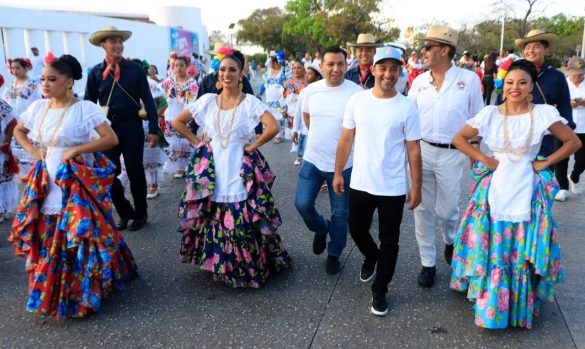 desfile cancun aniversario (2)