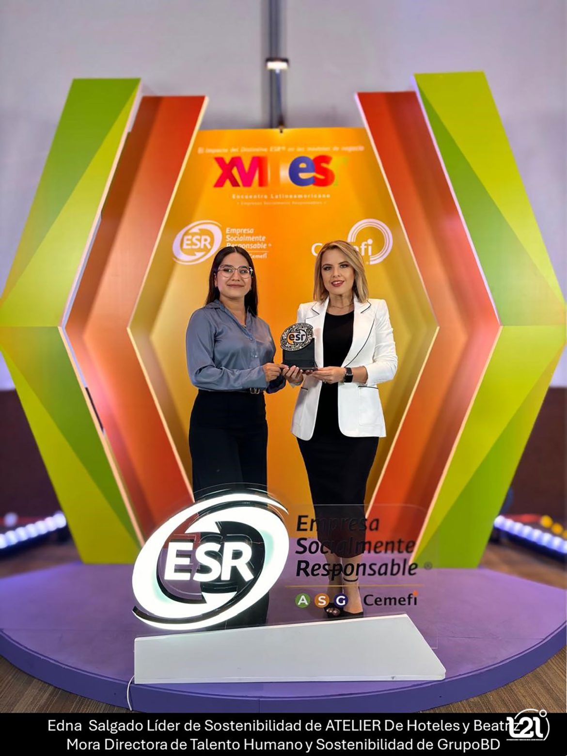 Reconocen-compromiso-social